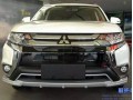 Комплект накладок переднего и заднего бамперов Mitsubishi Outlander с 2015