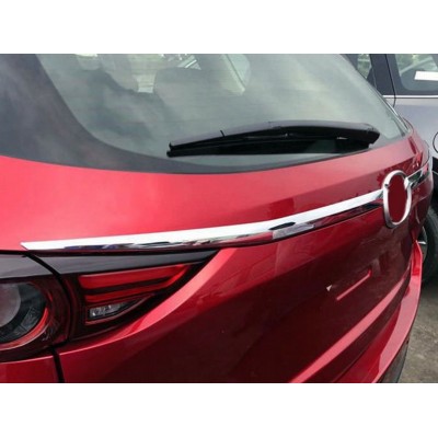 Накладка на дверь багажника Mazda CX-5 c 2017