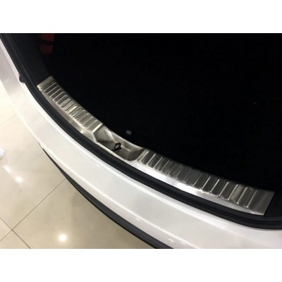 Накладка на проем двери багажника Mazda CX-5 c 2017