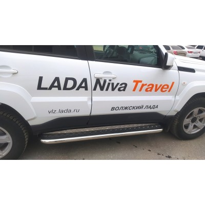 Боковые подножки Lada Niva Travel c 2021 с накладным листом