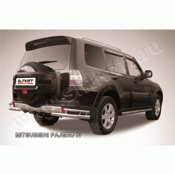 Защита заднего бампера Mitsubishi Pajero 2006-2011 (уголки двойные)