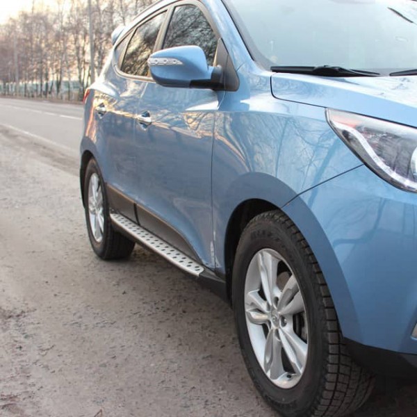 Оригинальные пороги Hyundai ix35 2010-2015 (BMW Style)