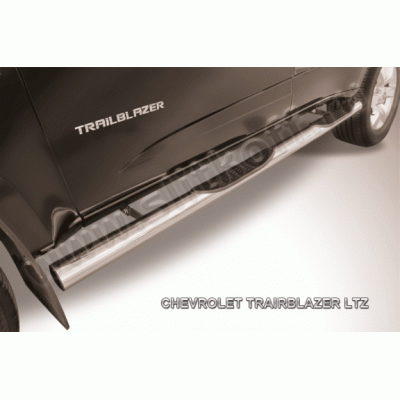 Пороги из нержавеющей стали с проступями Chevrolet Trailblazer с 2012
