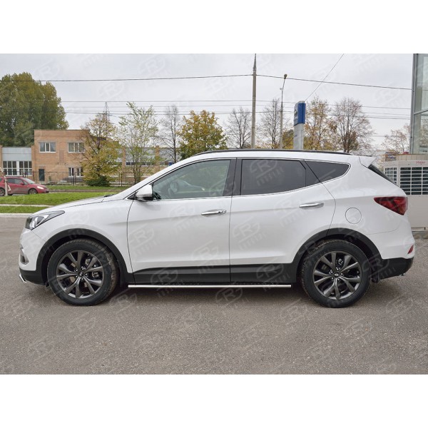 HYUNDAI SANTA FE PREMIUM 2015-2017 Пороги труба 75х42 овал с проступью HSFPO-002447