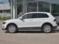 VOLKSWAGEN TIGUAN 2020- (кроме R-LINE) Пороги труба d42 с листом (Лист нерж, проф нерж) (вариант 3) VGL-0035773