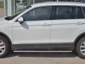 VOLKSWAGEN TIGUAN 2020- (кроме R-LINE) Пороги труба 75х42 овал с проступью VGO-003575