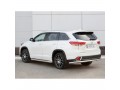 Защита заднего бампера Toyota Highlander 2017-  63мм секции