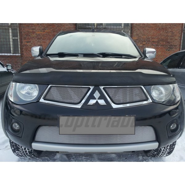 Защита радиатора Mitsubishi Pajero Sport 2010-2013 (Chrome)