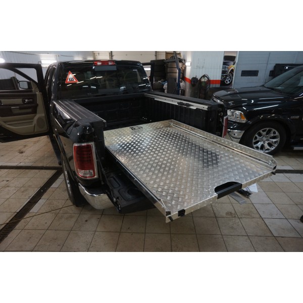 Платформа грузовая Dodge RAM 1500 с 2008, двойная кабина, некрашенная, серебристая