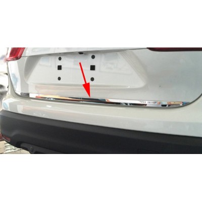 Накладка на нижнюю кромку крышки багажника Nissan Qashqai с 2014