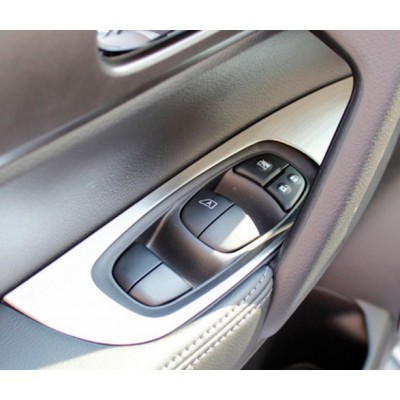 Накладки на панели управления дверей Nissan X-Trail с 2014