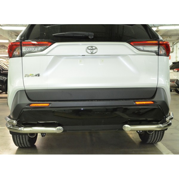 Защита заднего бампера Toyota Rav4 c 2019 двойная угловая