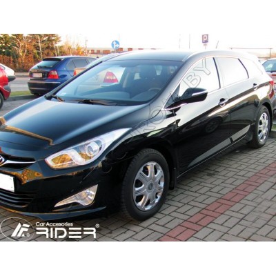 Молдинги на двери Hyundai i40 — (C) 2011