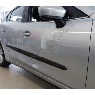 Молдинги на двери Mazda 2 (HB) 2011-2014