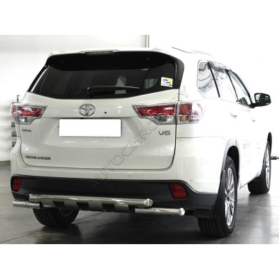 Задняя защита с накладками Toyota Highlander 2014-