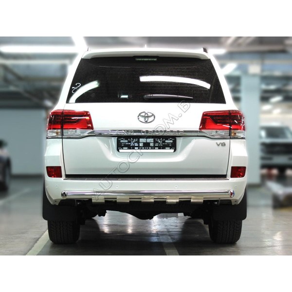 Задняя защита с накладками Toyota Land Cruiser 200 2015-
