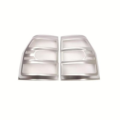 Накладки на фонари Mitsubishi Pajero 4 2005-
